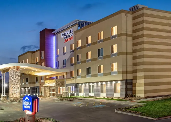 Fairfield Inn & Suites By Marriott Fresno North/Shaw Avenue