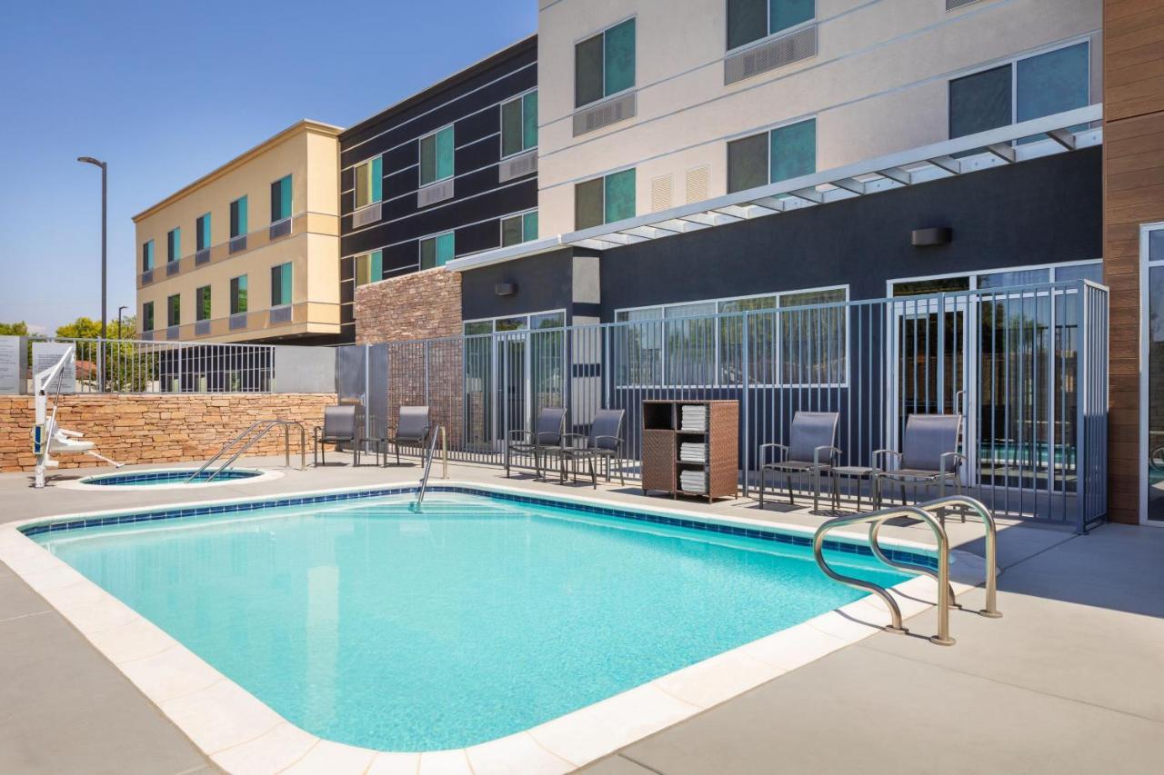 Fairfield & By Marriott North/shaw Avenue Hotel Fresno